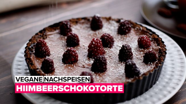 Vegane Nachspeisen: Himbeerschokotorte